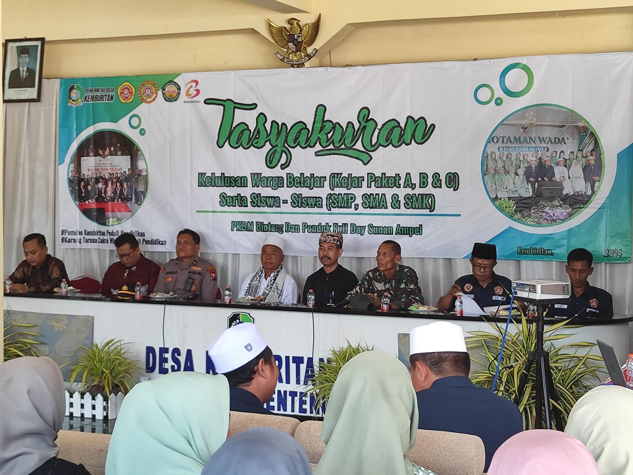 Tekan Angka Putus Sekolah, Pemdes Kembiritan Gelar Tasyakuran Wisuda Siswa Kejar Paket dan Formal
